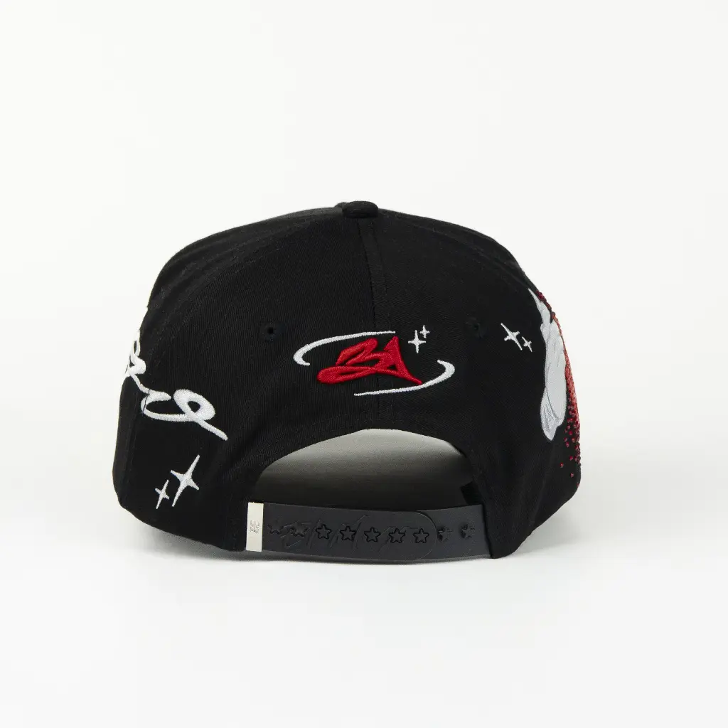 31HATS02-3.webp