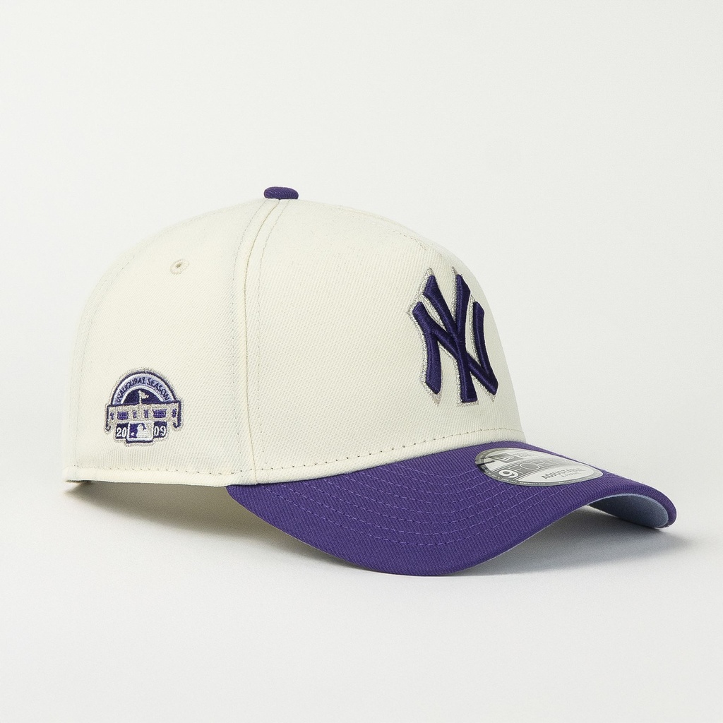 Gorra New Era A-Frame YANKEES SEASON 2009 NATURAL/PURPLE 940F | Visera Curva Snapback