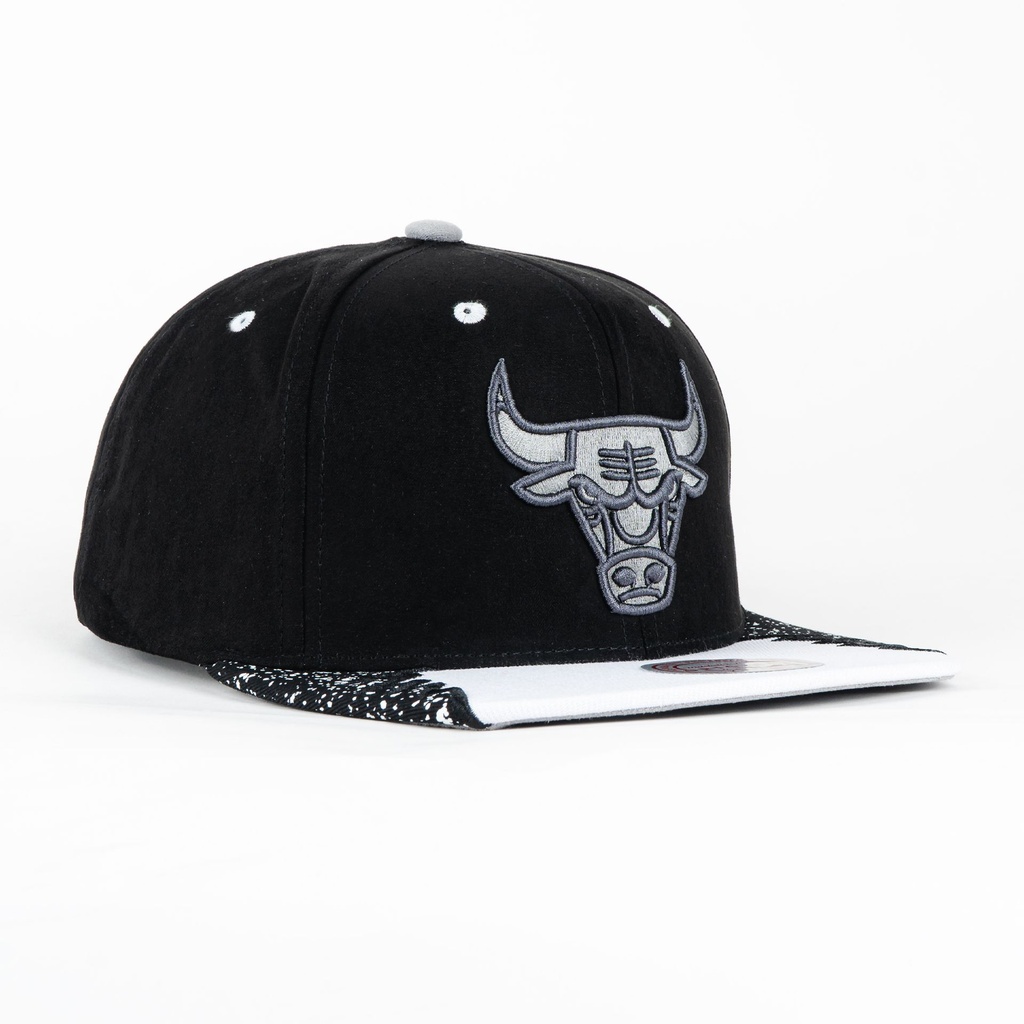 Gorra Mitchell & Ness BULLS DAY 5 BLACK/WHITE | Visera Plana Snapback