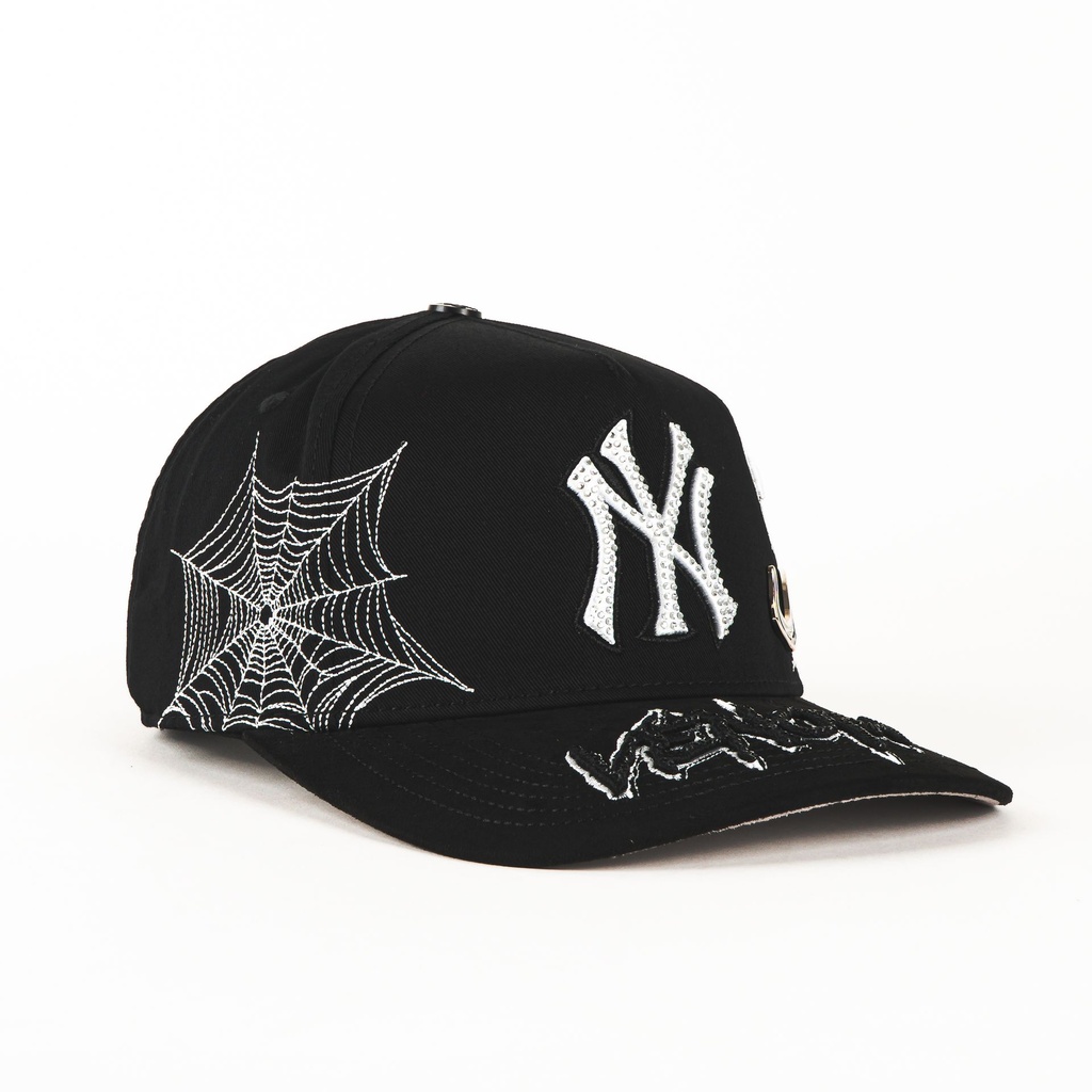 NY VENOM CRISTALES BLK VISOR SUEDE