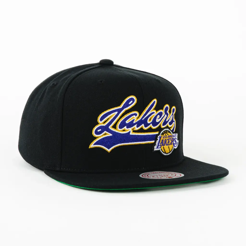 LAKERS OVERWEEP BLACK