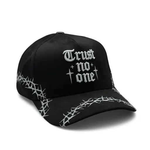 [CO10299] TRUST NO ONE BLK